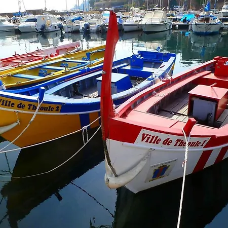 Renovated In Quiet Διαμέρισμα