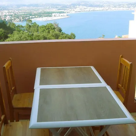 Renovated In Quiet Διαμέρισμα Théoule-sur-Mer