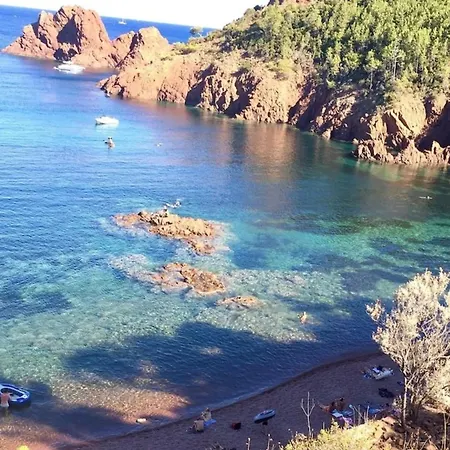Renovated In Quiet Διαμέρισμα Théoule-sur-Mer
