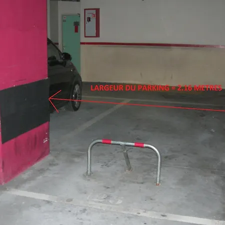 Renovated In Quiet Διαμέρισμα *